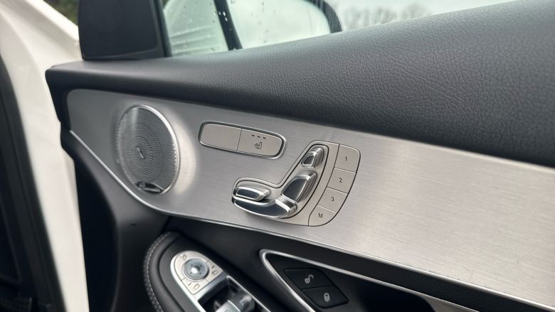 Mercedes-Benz GLC 220d 4Matic AMG Line Premium 5dr 9G-Tronic Diesel Estate